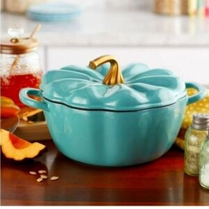 VHTF Pioneer Teal Enameled Cast Iron 3.5qt Pumpkin Dutch Oven